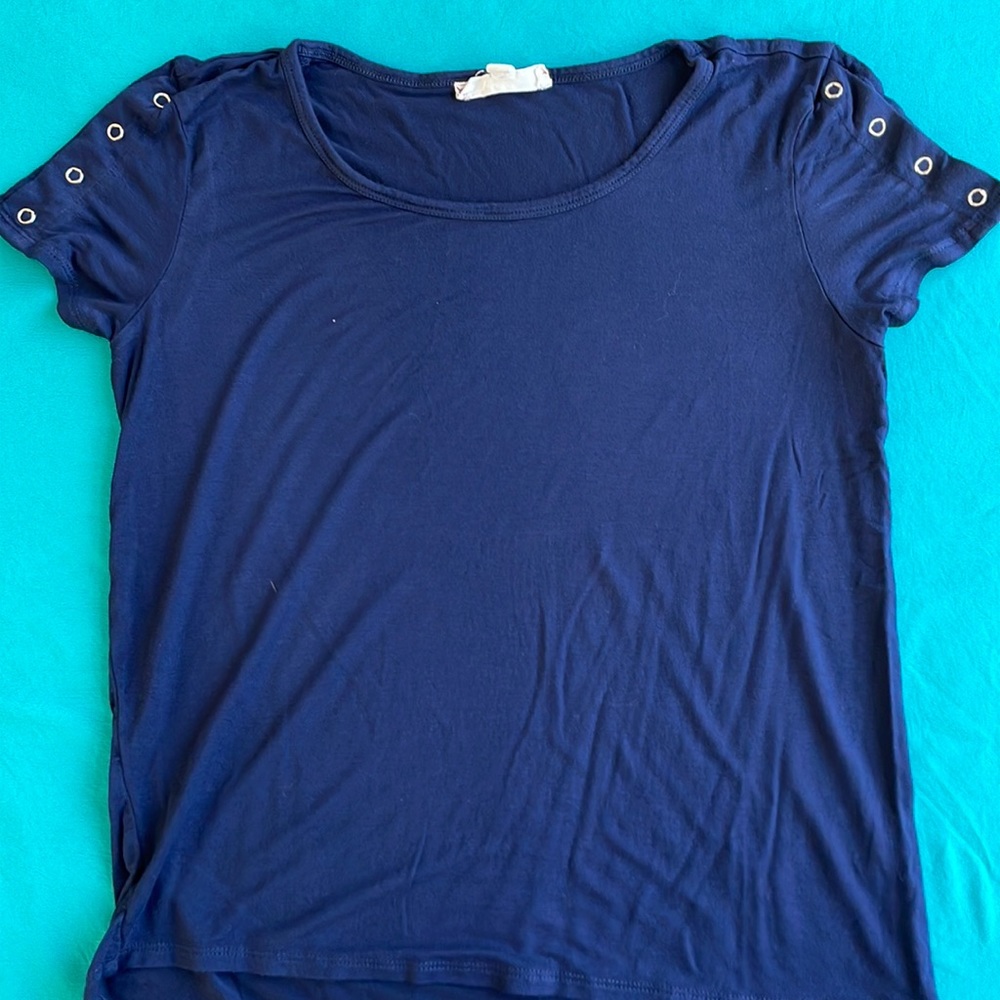 Small Navy t-shirt with snap sleeve detail